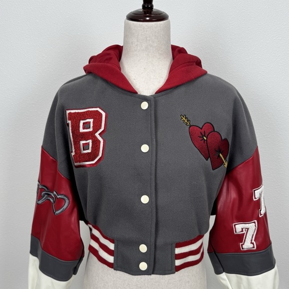 Forever 21 Varsity Jacket Womens Small Red Crop Baby Girl Y2K‎ Bratz Streetwear - Picture 3 of 14
